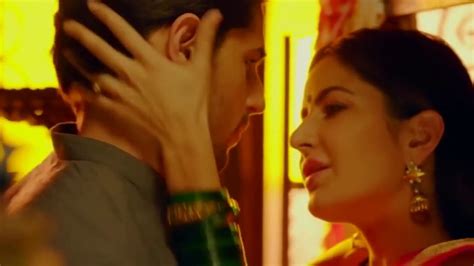 katrina kaif lip to lip kiss